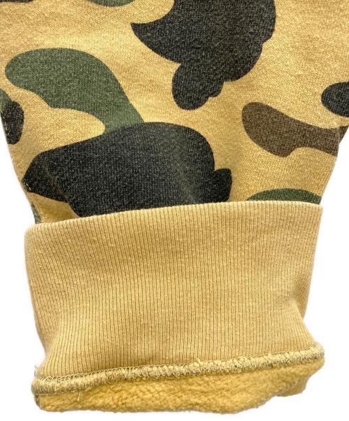 A BATHING APE（アベイシングエイプ）A BATHING APE (アベイシングエイプ) A BATHING APE 1st Camo Shark Slim Sweatpants カーキ サイズ:XSの古着・服飾アイテム