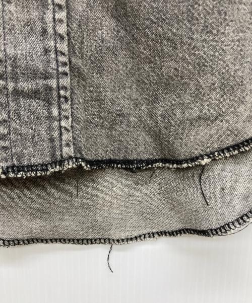 Wrangler（ラングラー）Wrangler (ラングラー) 先染めブラックデニムウエスタンシャツ ライトグレー サイズ:X-LONGの古着・服飾アイテム