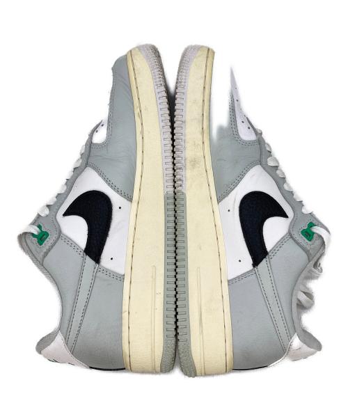 NIKE（ナイキ）NIKE (ナイキ) ローカットスニーカー グレー サイズ:US7.5の古着・服飾アイテム