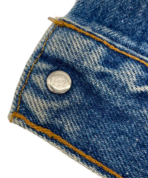 LEVI'S（リーバイス）LEVI'S (リーバイス) デニムジャケット デカタグ インディゴ サイズ:42の古着・服飾アイテム