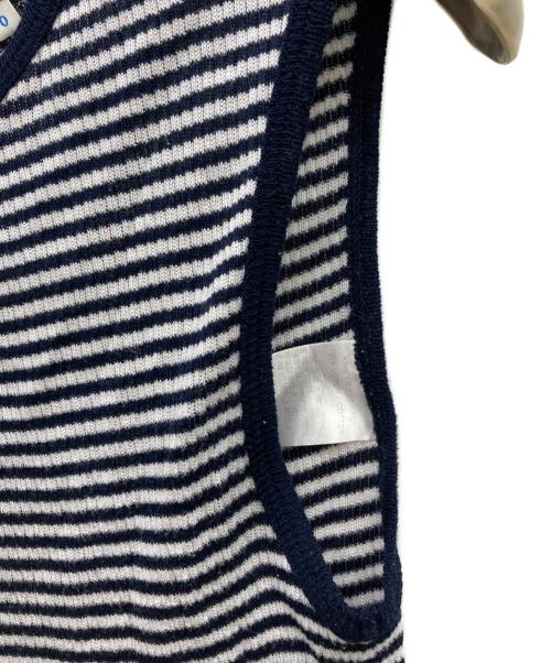 AIME TRICOT by MAUCHAUFFEE（エム トリコ バイ モーショッフェ）aime tricot by Mauchauffee (エム トリコ バイ モーショッフェ) ノースリーブボーダーカットソー ホワイト×ブラックの古着・服飾アイテム