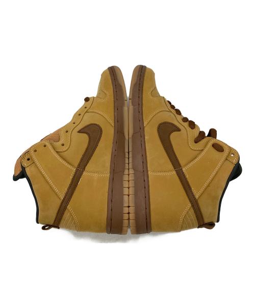 NIKE（ナイキ）NIKE (ナイキ) ハイカットスニーカー ブラウン サイズ:us8の古着・服飾アイテム