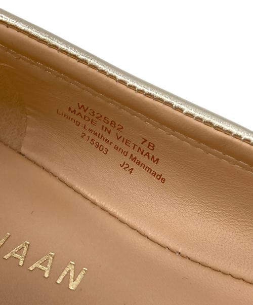 COLE HAAN（コールハーン）COLE HAAN (コールハーン) Georgie Ballet Flat シャンパンゴールド サイズ:7Ｂの古着・服飾アイテム