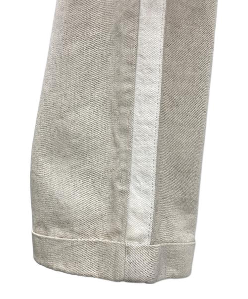 LEVI'S（リーバイス）LEVI'S (リーバイス) リラックス トラウザーズパンツ アイボリー サイズ:W25 L29の古着・服飾アイテム