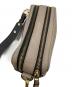 中古・古着 MARC JACOBS (マークジェイコブス) THE SOFTSHOT THE 21 ベージュ×ブラック：7000円
