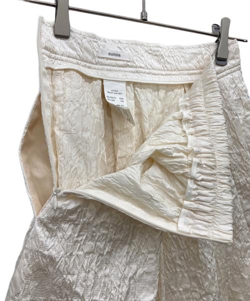 eunoia（ユノイア）eunoia (ユノイア) Bloom tuck skirt アイボリー サイズ:なしの古着・服飾アイテム