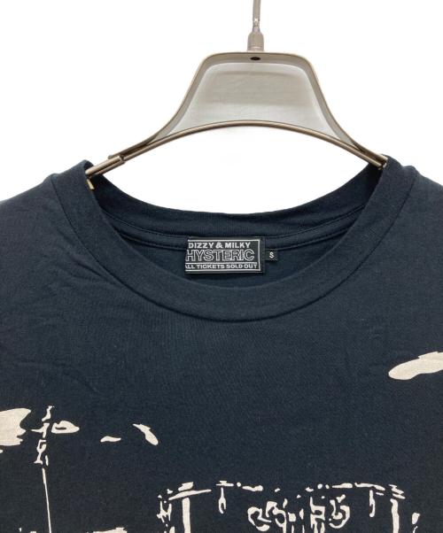 Hysteric Glamour（ヒステリックグラマー）Hysteric Glamour (ヒステリックグラマー) DRUM SET Tシャツ ブラック サイズ:Sの古着・服飾アイテム
