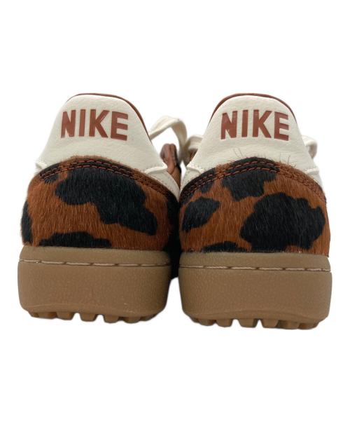 NIKE（ナイキ）NIKE (ナイキ) ローカットスニーカー ブラウン サイズ:US8.5の古着・服飾アイテム