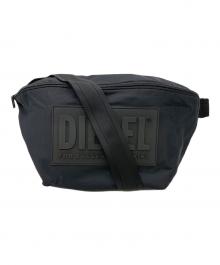 DIESEL（ディーゼル）の古着「BIGラバータグショルダーバッグ」｜ブラック