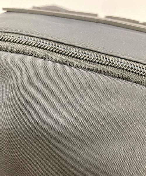 DIESEL（ディーゼル）DIESEL (ディーゼル) BIGラバータグショルダーバッグ ブラックの古着・服飾アイテム