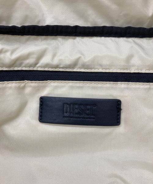 DIESEL（ディーゼル）DIESEL (ディーゼル) BIGラバータグショルダーバッグ ブラックの古着・服飾アイテム