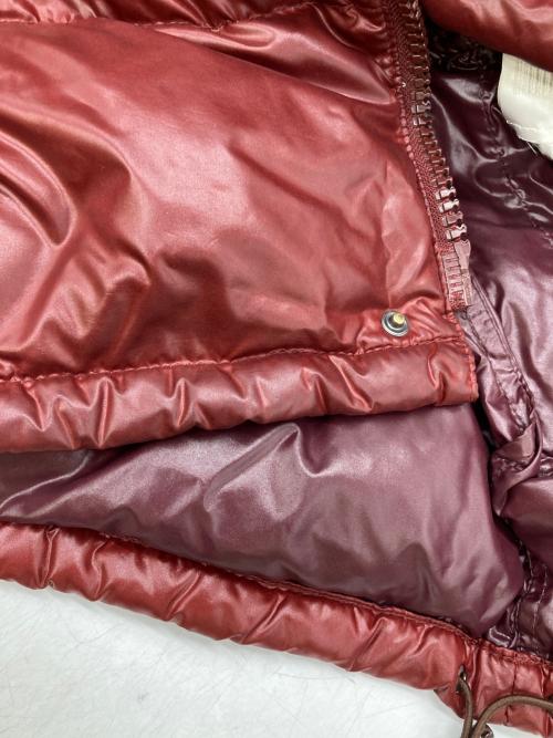 MONCLER（モンクレール）MONCLER (モンクレール) ダウンジャケット レッド サイズ:1の古着・服飾アイテム
