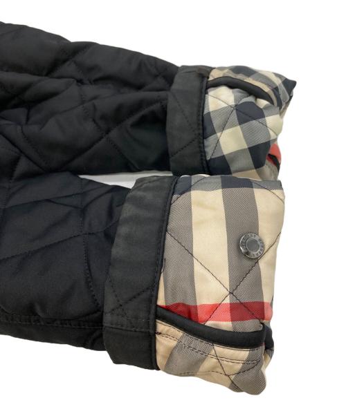 BURBERRY LONDON（バーバリーロンドン）BURBERRY LONDON (バーバリーロンドン) フーデッドキルティングダブルジップショートジャケット ブラック サイズ:38の古着・服飾アイテム