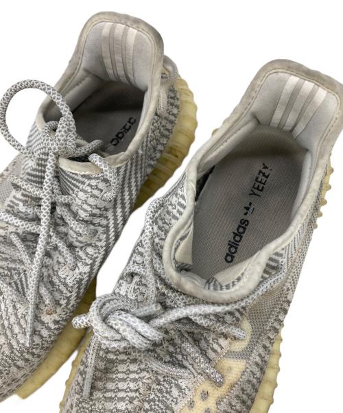 adidas（アディダス）adidas (アディダス) YEEZY BOOST350V2 グレー サイズ:US9の古着・服飾アイテム