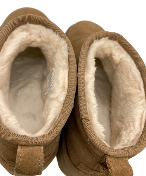 UGG（アグ）UGG (アグ) W CLASSIC ULTRA MINI PLATFORM ブラウン サイズ:US7の古着・服飾アイテム