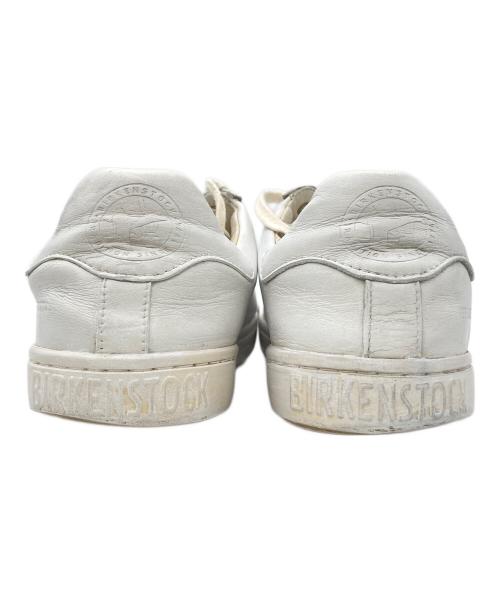 BIRKENSTOCK（ビルケンシュトック）BIRKENSTOCK (ビルケンシュトック) レザースニーカー Bend Low ホワイト サイズ:40の古着・服飾アイテム