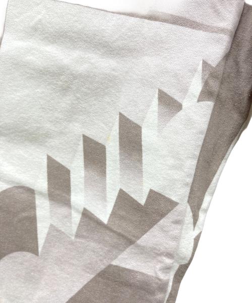 me ISSEY MIYAKE（ミーイッセイ ミヤケ）me ISSEY MIYAKE (ミーイッセイ ミヤケ) 総柄パンツ 幾何学模様 アイボリー サイズ:なしの古着・服飾アイテム