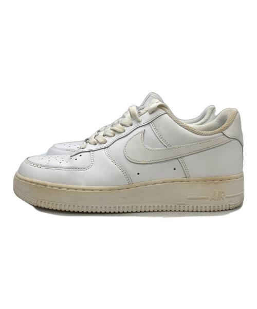 NIKE（ナイキ）NIKE (ナイキ) ローカットスニーカー ホワイト サイズ:US9の古着・服飾アイテム