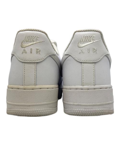 NIKE（ナイキ）NIKE (ナイキ) ローカットスニーカー ホワイト サイズ:US9の古着・服飾アイテム