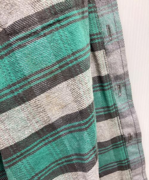 LEVI'S（リーバイス）LEVI'S (リーバイス) ヘビーネルシャツ ALASKA 90s グリーン サイズ:Lの古着・服飾アイテム