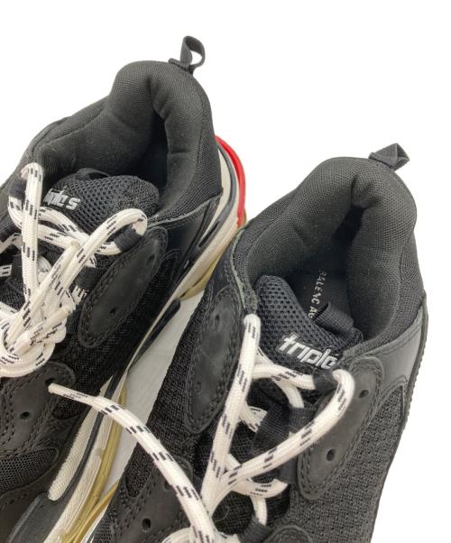 BALENCIAGA（バレンシアガ）BALENCIAGA (バレンシアガ) ローカットダッドスニーカー triple s ブラック サイズ:UK 9の古着・服飾アイテム