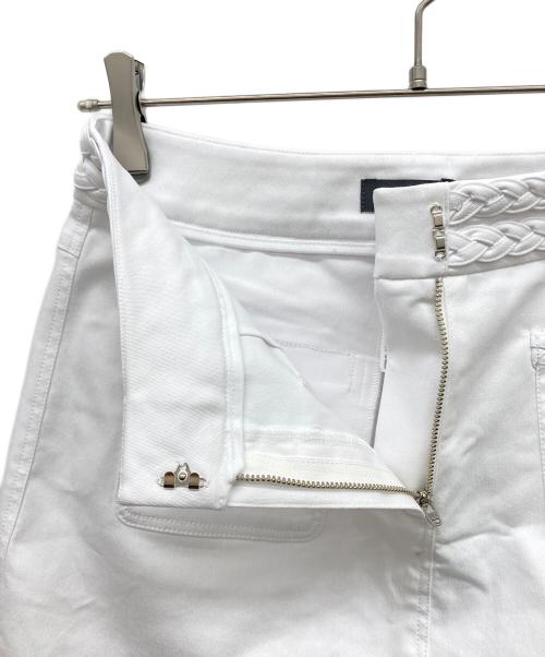 G/FORE（ジーフォア）G/FORE (ジーフォア) デニムライクスカート ホワイト サイズ:73の古着・服飾アイテム