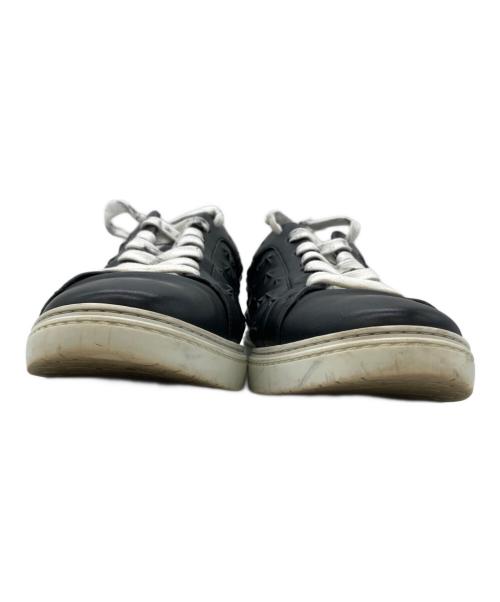 JIMMY CHOO（ジミーチュウ）JIMMY CHOO (ジミーチュウ) ローカットスタースニーカー ブラック サイズ:43の古着・服飾アイテム