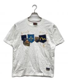 EVISU（エヴィス）の古着「マルチポケットとマルチプリント リラックスフィットTシャツ」｜ホワイト
