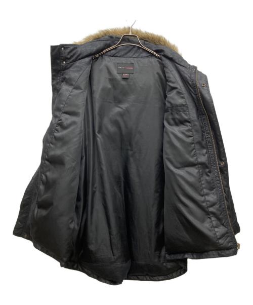 FUBU（フブ）FUBU (フブ) ダウンジャケット ブラック サイズ:XXLの古着・服飾アイテム