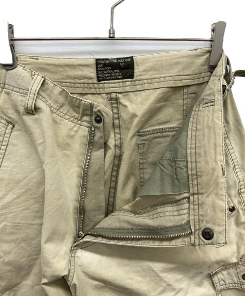stussy（ステューシー）stussy (ステューシー) カーゴハーフパンツ ベージュ サイズ:30の古着・服飾アイテム