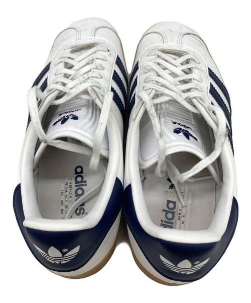 adidas（アディダス）adidas (アディダス) GAZELLE ホワイト サイズ:UK9の古着・服飾アイテム
