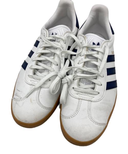 adidas（アディダス）adidas (アディダス) GAZELLE ホワイト サイズ:UK9の古着・服飾アイテム