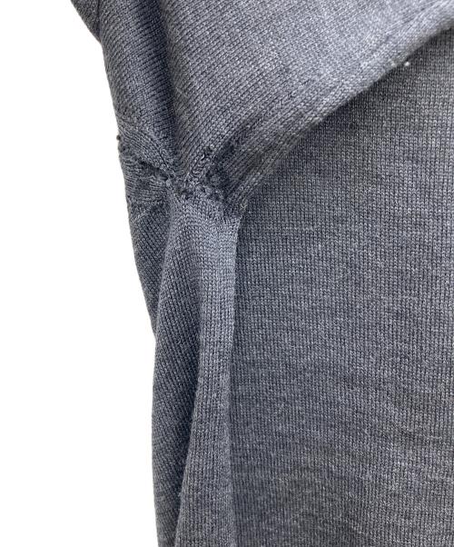 DOLCE & GABBANA（ドルチェ＆ガッバーナ）DOLCE & GABBANA (ドルチェ＆ガッバーナ) Vネックニット グレー サイズ:52の古着・服飾アイテム