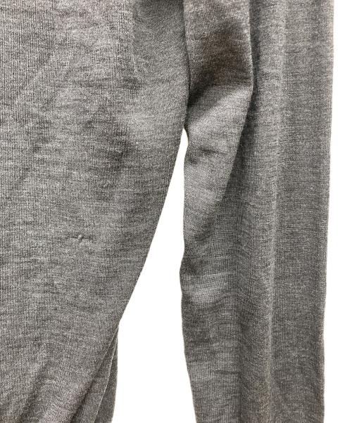 DOLCE & GABBANA（ドルチェ＆ガッバーナ）DOLCE & GABBANA (ドルチェ＆ガッバーナ) Vネックニット グレー サイズ:52の古着・服飾アイテム