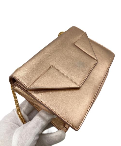 Saint Laurent Paris（サンローランパリ）Saint Laurent Paris (サンローランパリ) Mini Betty Rose Gold Crossbody Bag ピンク×ゴールドの古着・服飾アイテム