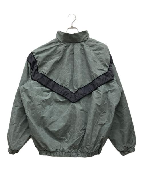 US ARMY（ユーエスアーミー）US ARMY (ユーエスアーミー) トレーニングジャケット グレー サイズ:MEDIUM/LONGの古着・服飾アイテム