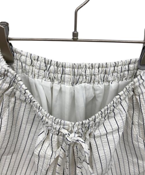 eunoia（ユノイア）eunoia (ユノイア) seersucker stripe pants ホワイト サイズ:なしの古着・服飾アイテム