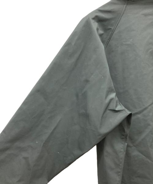 CarHartt（カーハート）CarHartt (カーハート) レインジャケット グレー サイズ:Medium Regulerの古着・服飾アイテム