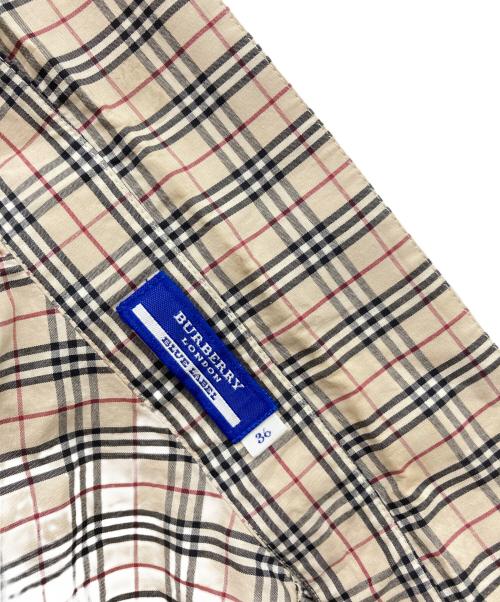 BURBERRY BLUE LABEL（バーバリー ブルー レーベル）BURBERRY BLUE LABEL (バーバリー ブルー レーベル) マイクロノバチェック柄スキッパーノースリーブシャツ ベージュ サイズ:36の古着・服飾アイテム
