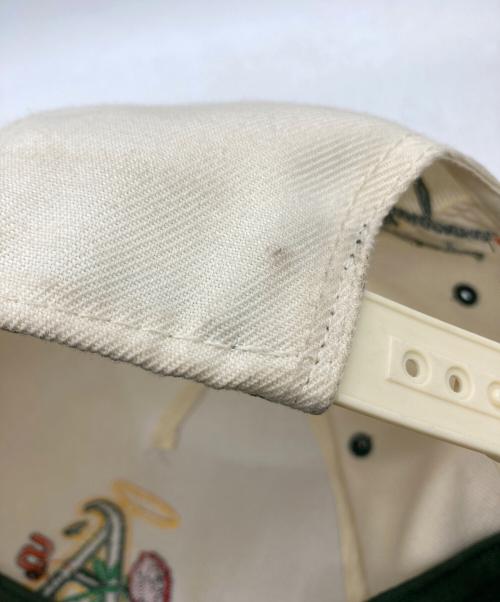 pheit（フェイト）pheit (フェイト) キャップ アイボリー×カーキ サイズ:One sizeの古着・服飾アイテム