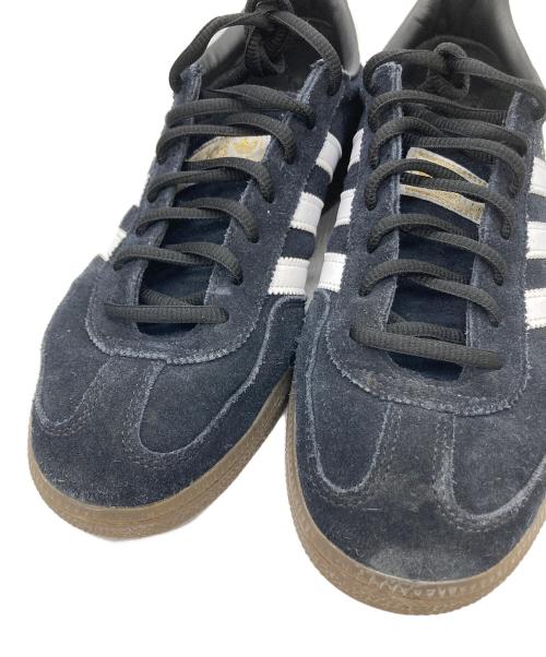 adidas（アディダス）adidas (アディダス) スニーカー ブラック サイズ:US8.5の古着・服飾アイテム