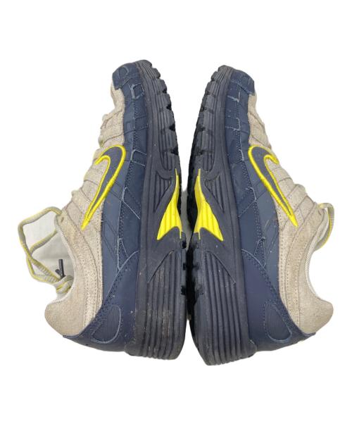 NIKE（ナイキ）NIKE (ナイキ) P-6000 ベージュ×イエロー×ブルー サイズ:US8.5の古着・服飾アイテム