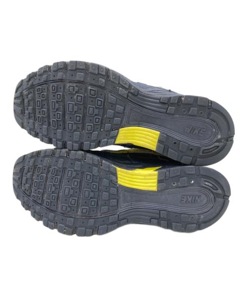 NIKE（ナイキ）NIKE (ナイキ) P-6000 ベージュ×イエロー×ブルー サイズ:US8.5の古着・服飾アイテム