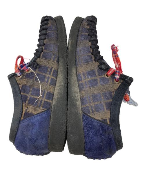 CLARKS（クラークス）CLARKS (クラークス) nicholas daley (ニコラス デイリー) チェック柄ワラビーシューズ ネイビー サイズ:UK 4Gの古着・服飾アイテム