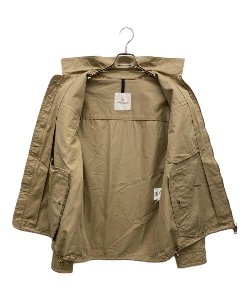 MONCLER（モンクレール）MONCLER (モンクレール) ステンカラージップアップワークジャケット ベージュ サイズ:3の古着・服飾アイテム