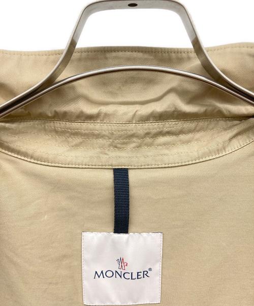 MONCLER（モンクレール）MONCLER (モンクレール) ステンカラージップアップワークジャケット ベージュ サイズ:3の古着・服飾アイテム