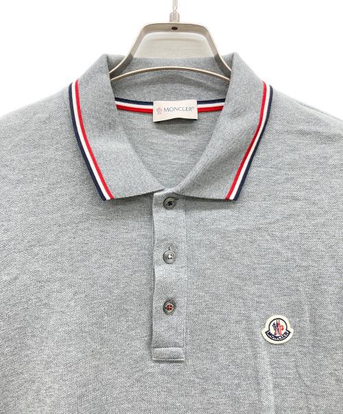 MONCLER（モンクレール）MONCLER (モンクレール) ポロシャツ グレー サイズ:XLの古着・服飾アイテム
