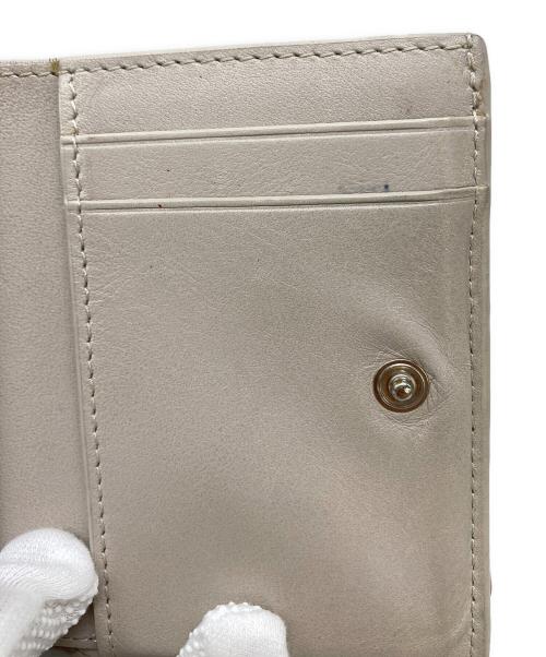 LOEWE（ロエベ）LOEWE (ロエベ) トライフォールドウォレット アイボリーの古着・服飾アイテム