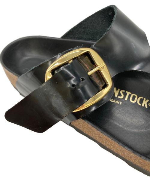 BIRKENSTOCK（ビルケンシュトック）BIRKENSTOCK (ビルケンシュトック) Gizeh Big Buckle ブラック×ベージュ サイズ:38の古着・服飾アイテム