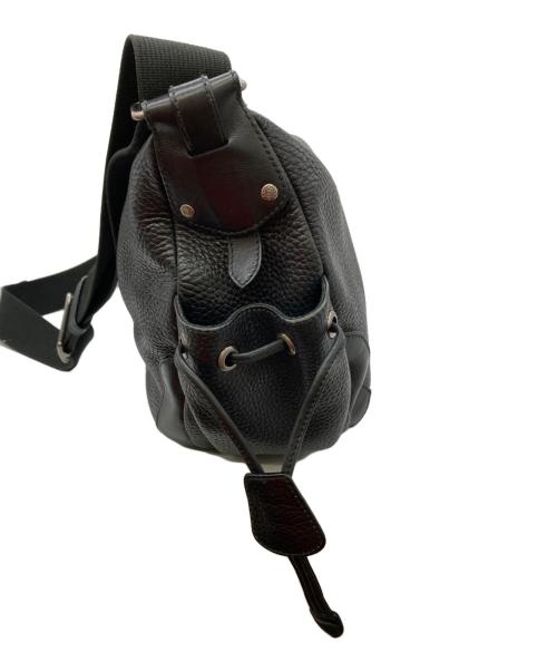 HUNTING WORLD（ハンティングワールド）HUNTING WORLD (ハンティングワールド) シュリンクレザーショルダーバッグ ブラックの古着・服飾アイテム